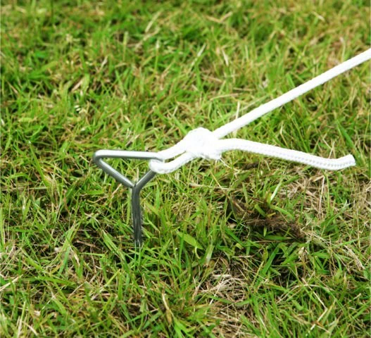 Portable Pyramid Ivory Shade Sail Kit w/ Pole, Ropes and Pegs - Easy Set Up - Image 4